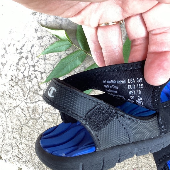 Champion Boys Black Blue Infant Splash Water Sandals Size 3 Wide - Picture 6 of 8